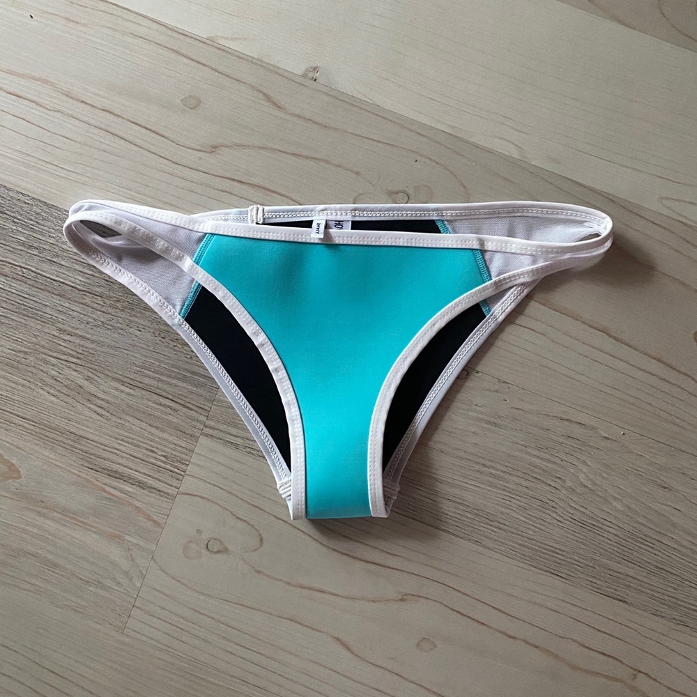 Hoaka Bottom